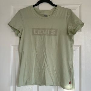 Levi’s shirt